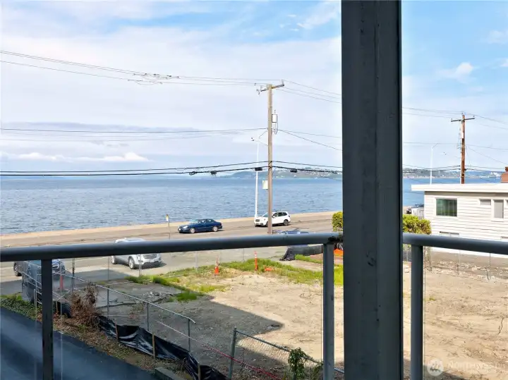 Enjoy all four seasons of Alki's majestic views from the comfort of your home.