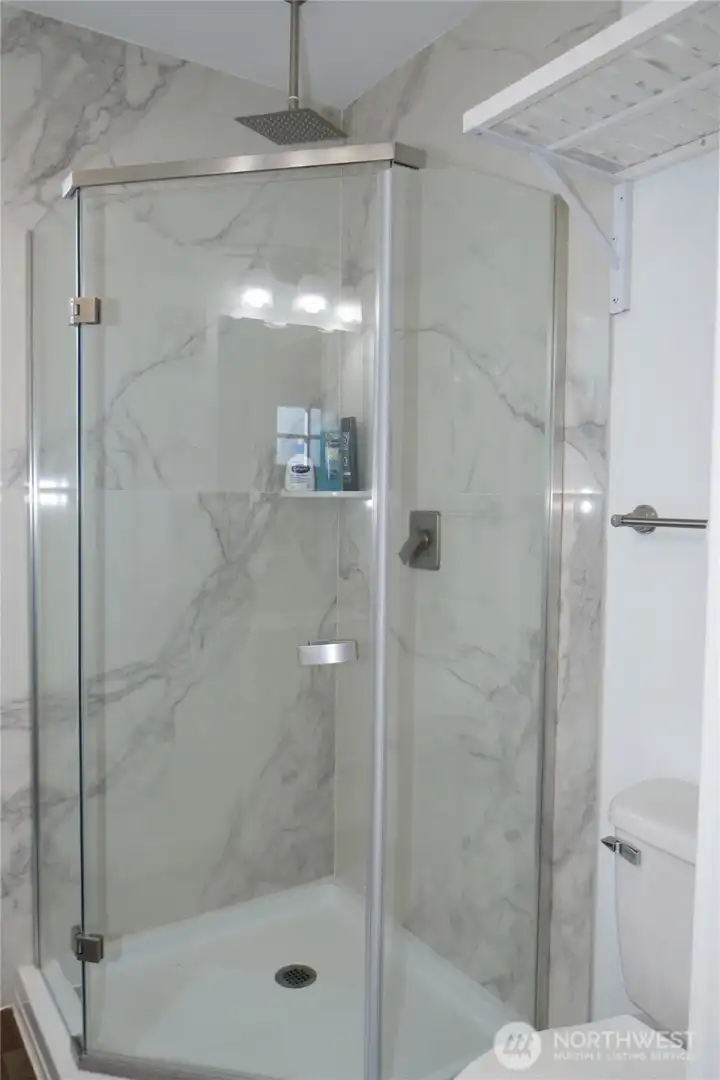 FIRST LEVEL 3/4 BATHROOM WITH STEP-IN SHOWER!