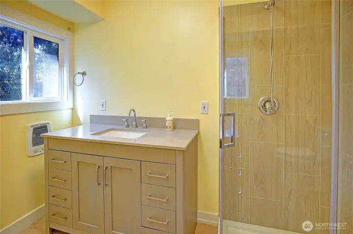 New Bathroom with Shower~