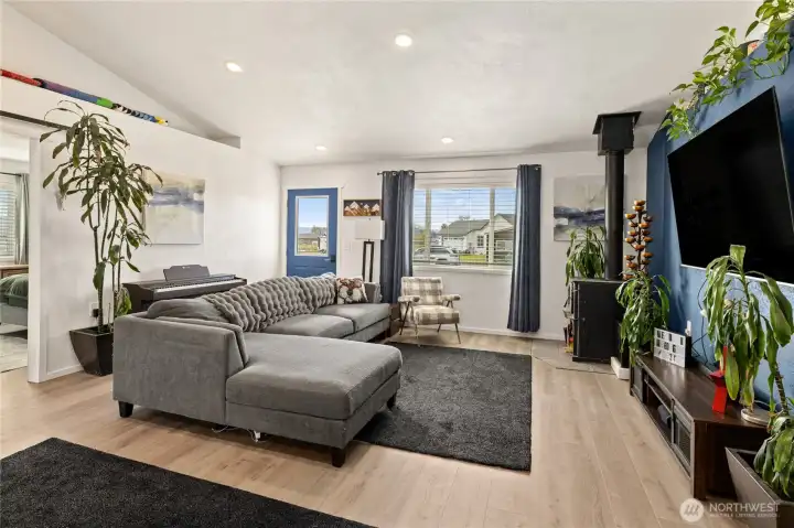 Living room looking towards the entry.