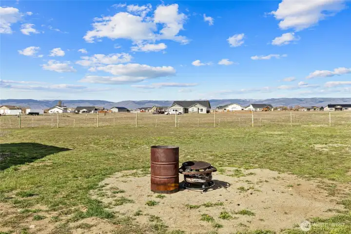 Firepit area!