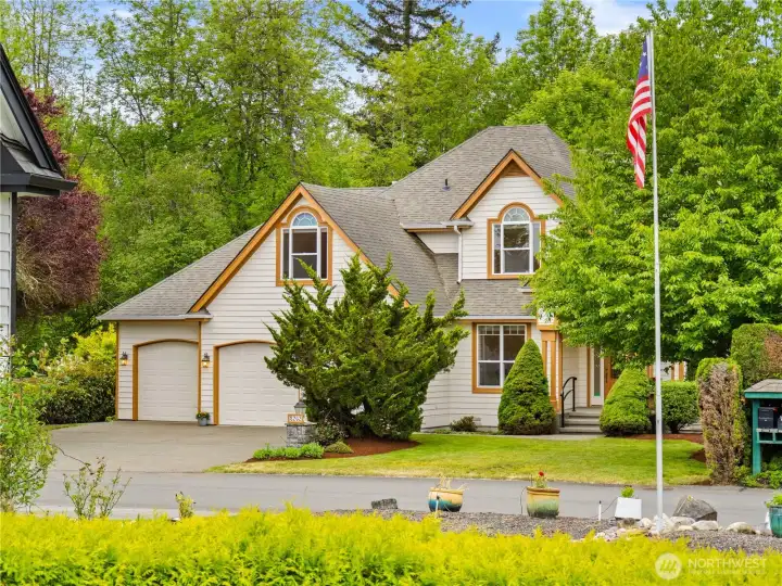 Three Car Garage.
