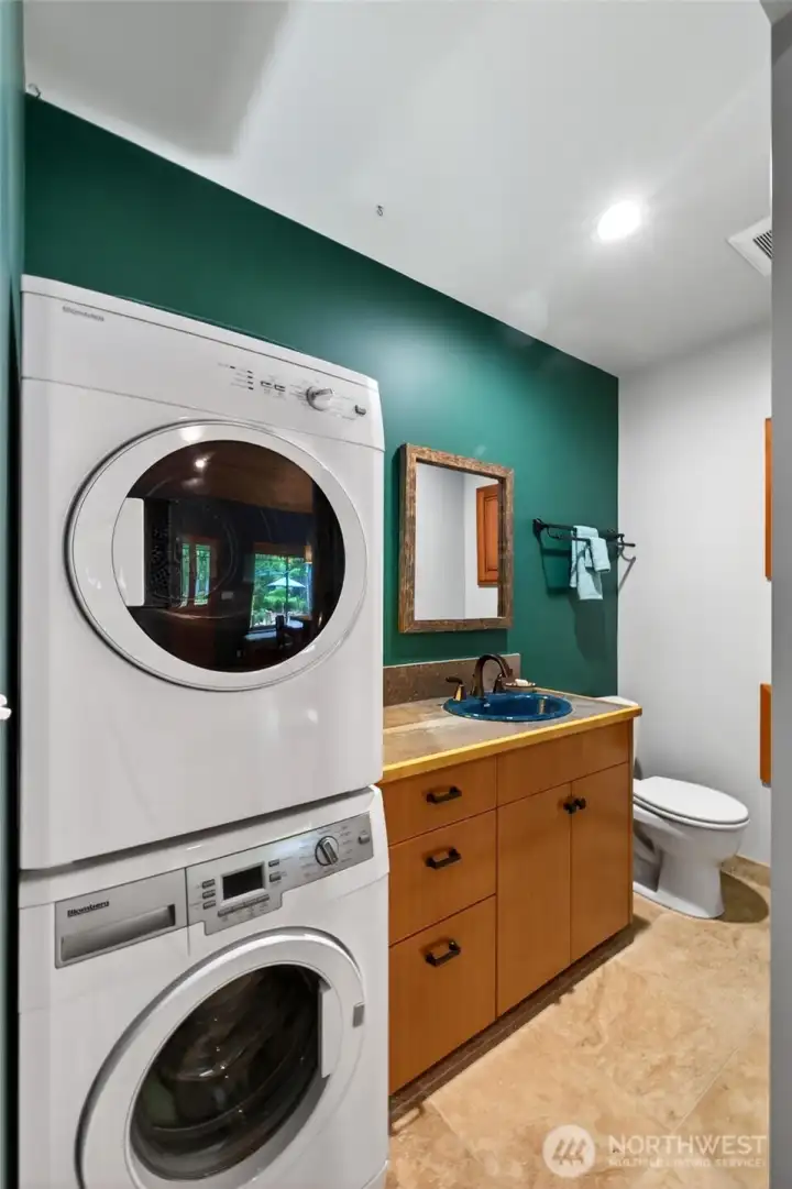 Washer and Dryer Included