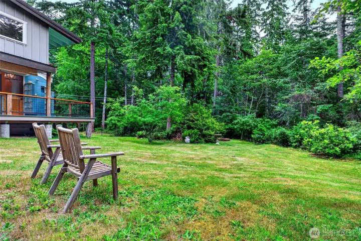 Lots of Outdoor Space to Enjoy and Inspire Creativity!