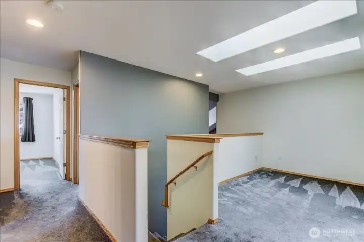 Loft/flex space