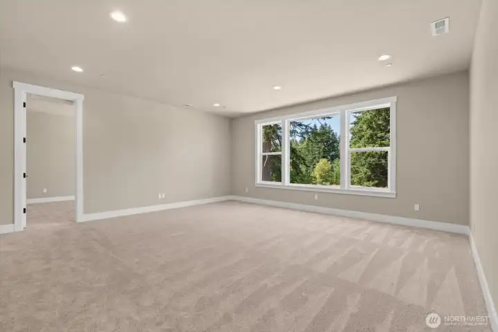 2nd Floor Open Bonus Room
