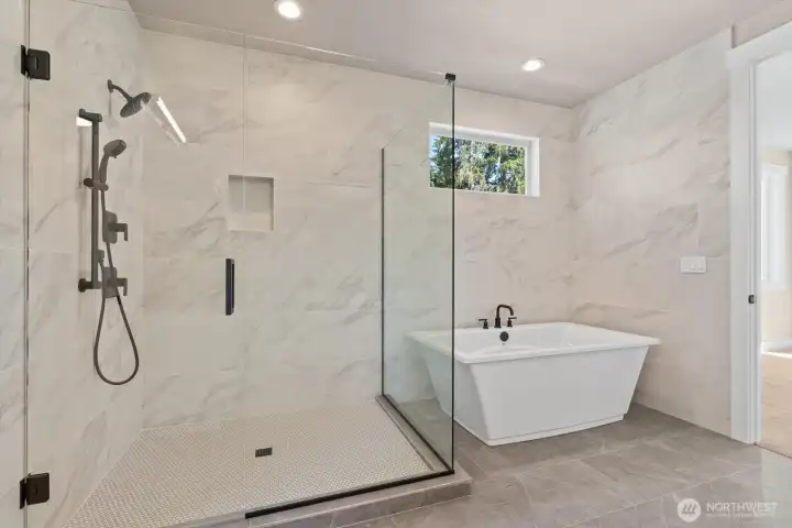 Primary Suite Bathroom