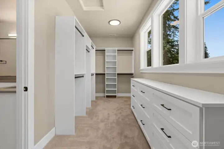 Primary Suite Walk-in Closet off the Bathroom