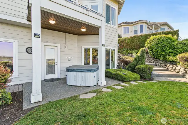 Hot tub off lower patio