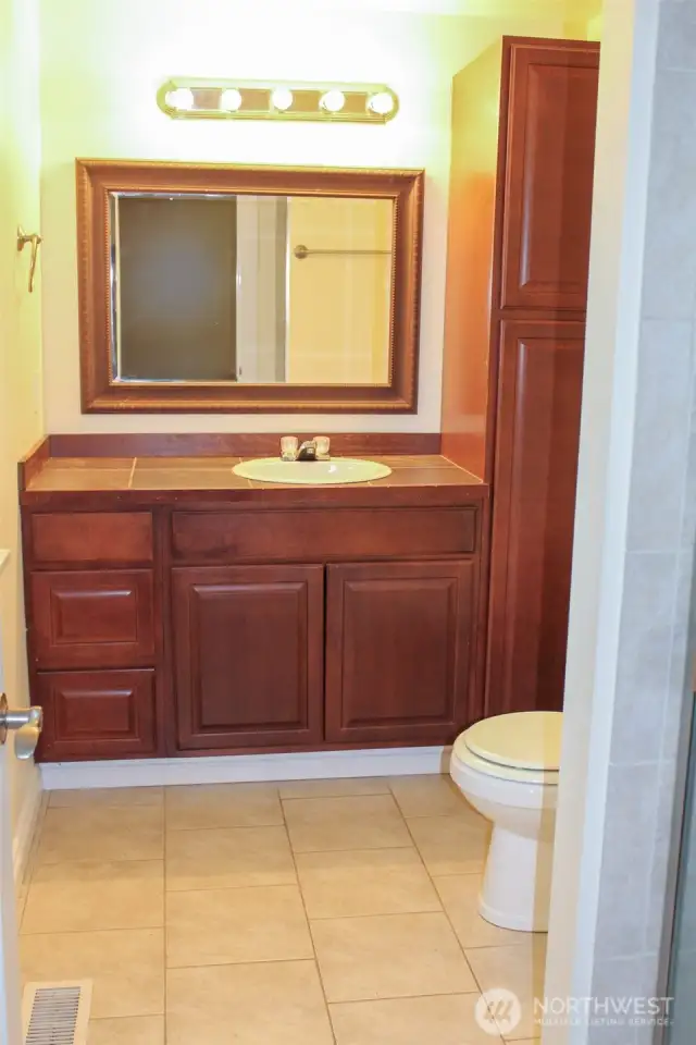 Second Primary Bedroom's Bathroom