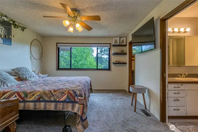 Primary Suite