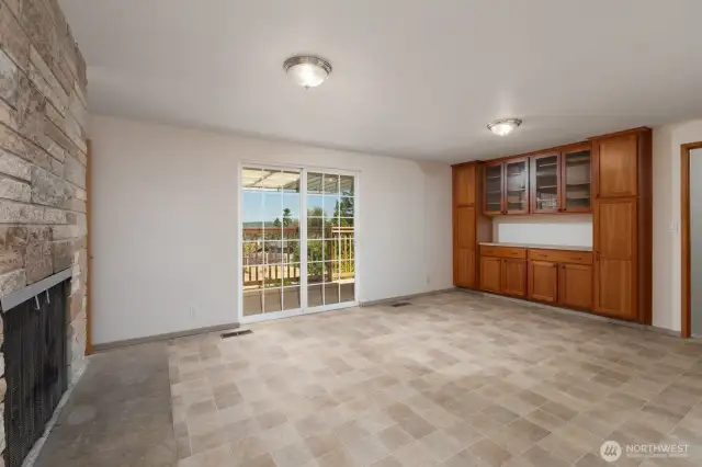 Dining room area