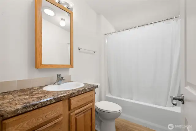 Bathroom 2.