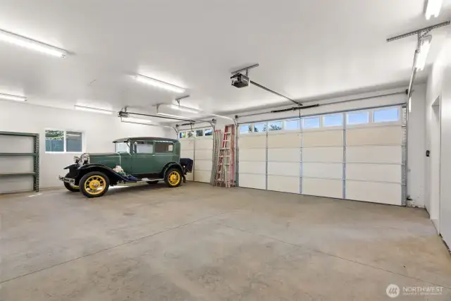 3 Bay Garage.