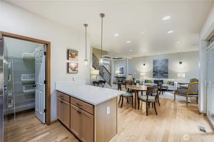 Attention Chefs and aspiring Chefs. Now this is a pantry!