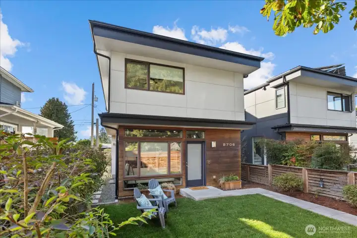 Welcome home to 2705 47th Ave SW