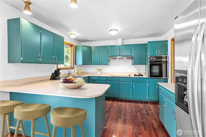 Virtually staged kitchen photo