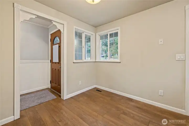 Space for dining table off kitchen