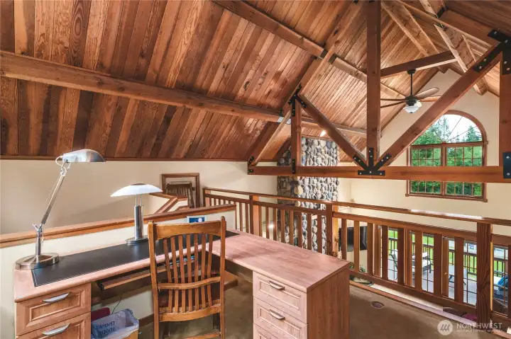 Loft Area Perfect for Office or Reading Space - Dramatic Open Beam Construction