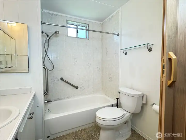 Main bathroom.