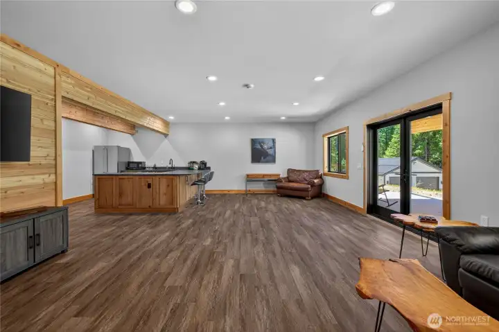 Bonus Space with Bar/Kitchen