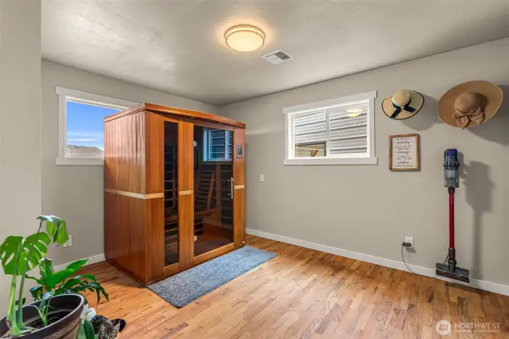 Upper Bedroom