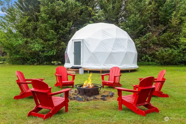 200 sq ft yurt. Perfect for VRBO or glamping at home
