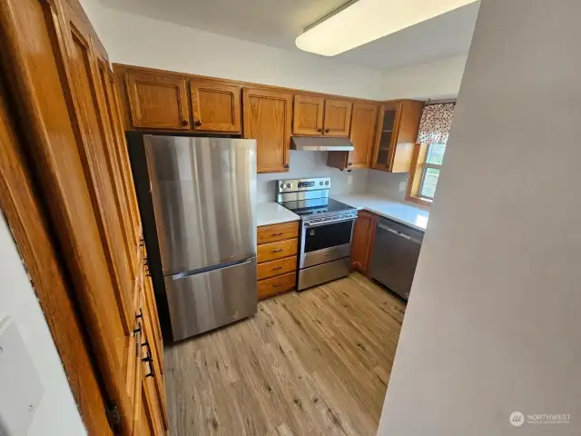 Brand new appliances in the kitchen.