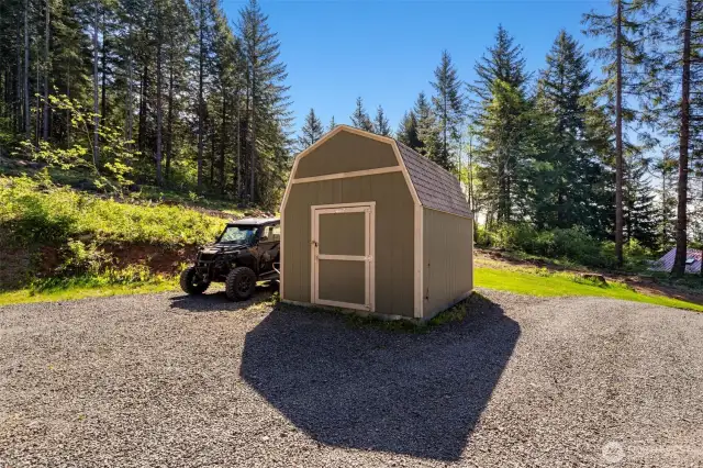 Shed, lots of parking available