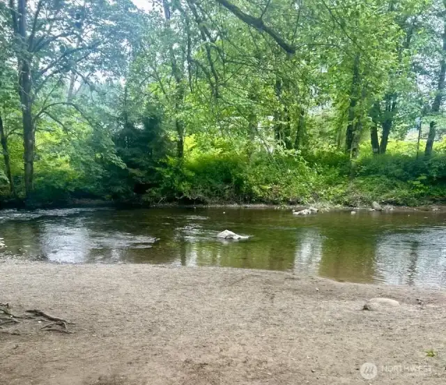 Just a short distance from the house, this scenic spot offers a popular swimming hole and picnic tables—perfect for relaxing, swimming, and enjoying the outdoors.