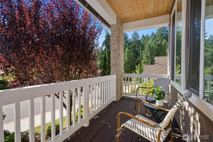 Ultra Convenient and Ultra EASY maintenance.  Perfect for your busy lifestyle or perfect for snowbirds who want to lock and leave!