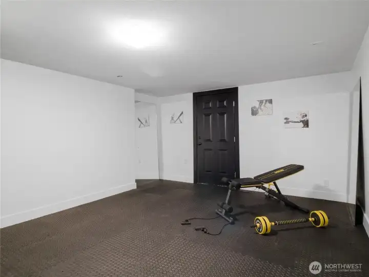Gym w/ brand-new gym mats installed.