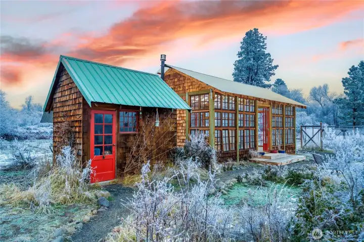 Pump House/Garden Shed