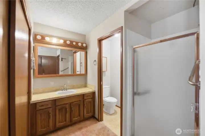 Primary suite bathroom
