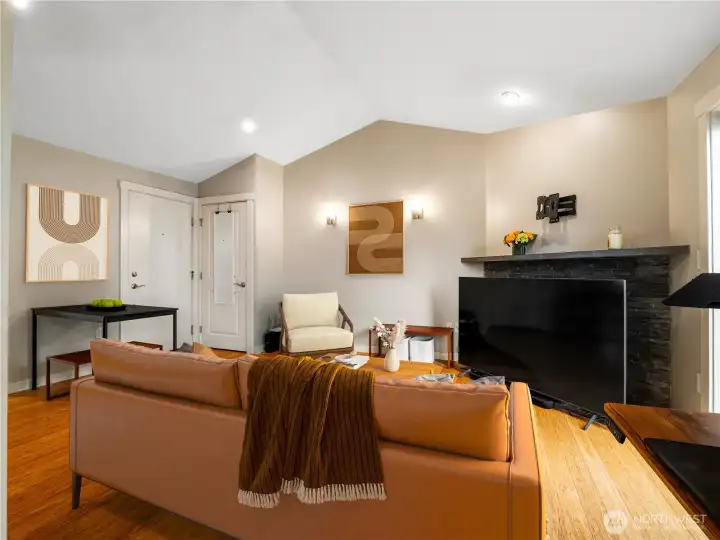 Neutral colors that fits most everyone's taste.