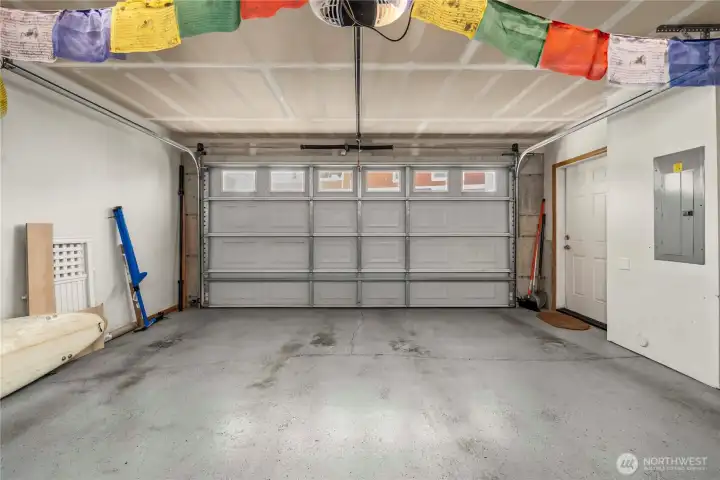 2-car garage