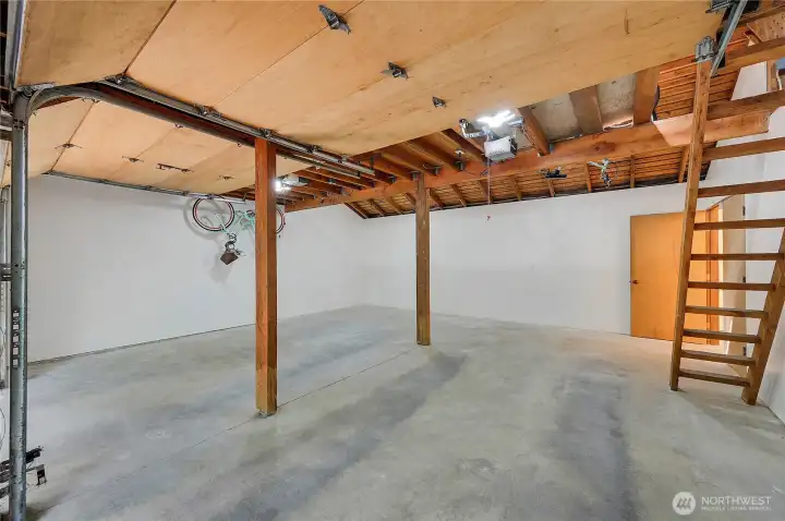 Large loft above the garage