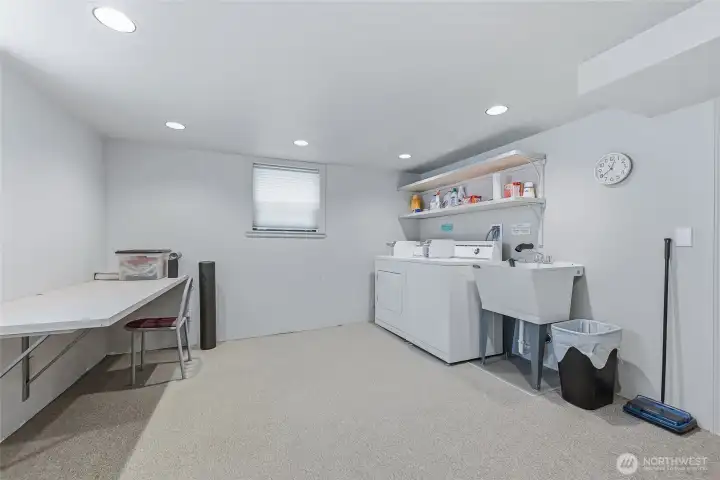 2025 & 2029 Laundry