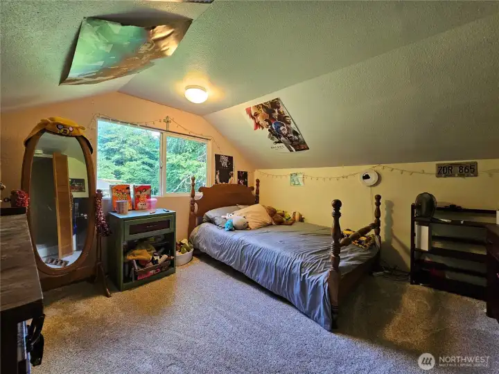 Upstairs 4th Bedroom