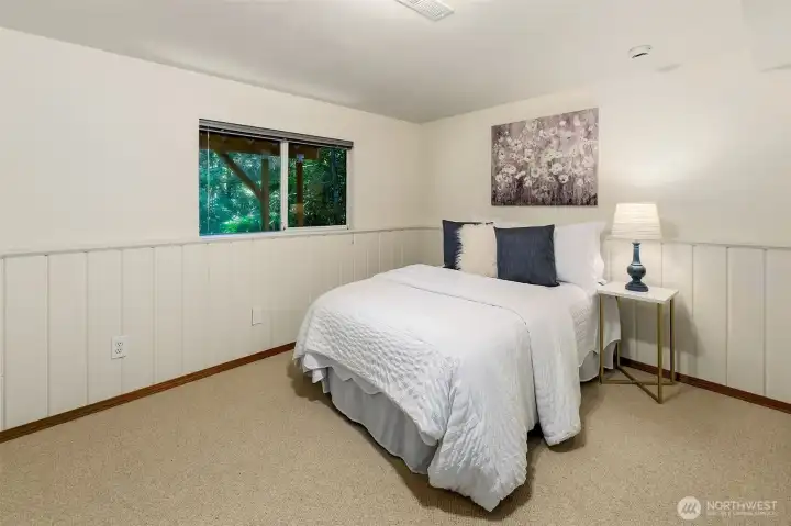 4th bedroom.