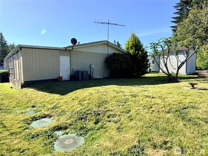 Back of the home. Thanks for looking!