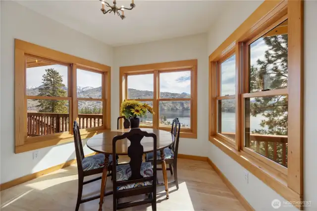 Dining nook
