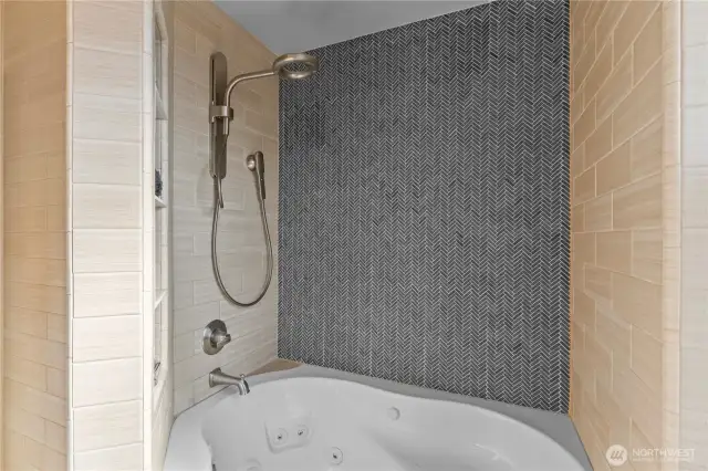 renovated on-suite priamry bathroom