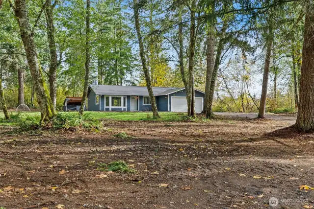 This property is more than just a home; it's a canvas awaiting your dreams. Beyond its walls, the location stands out as a highly desirable feature, offering an unmatched opportunity in a prime area. Explore nearby attractions such as fishing at Offut Lake, biking on the Chehalis Trail, visiting Wolf Haven, playing rounds of golf at local courses, hiking in Mount Rainier and Capitol Forest, or witnessing the mesmerizing spectacle of salmon climbing the ladder at Tumwater Falls Park.