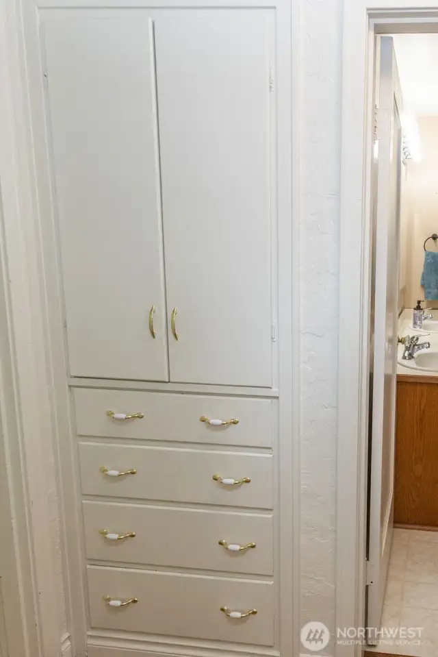 Hallway Built Ins