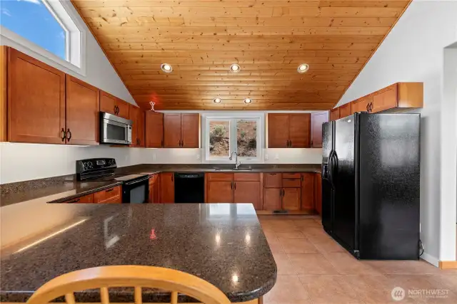 Large kitchen with lots of storage