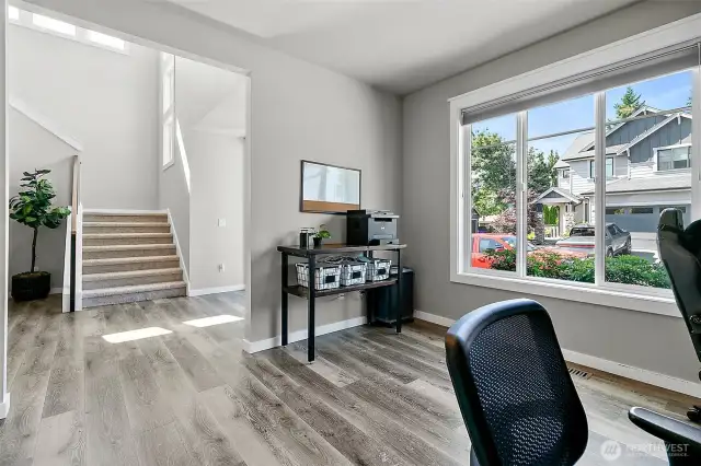 upon entry to the left is this office/flex bedroom