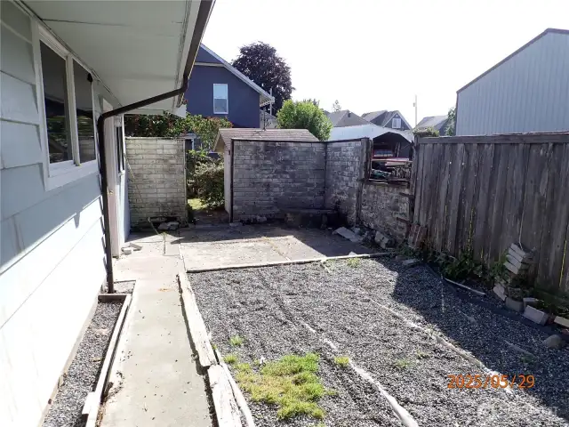 504 Back yard