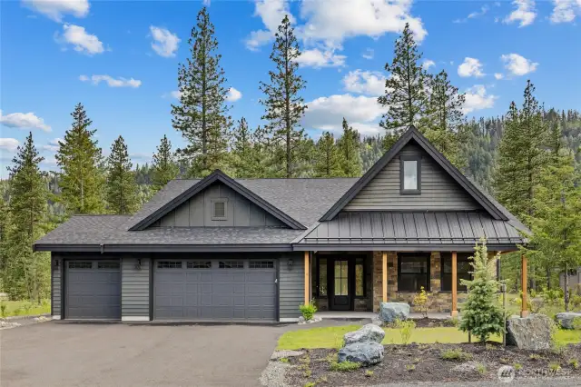 Large half acre homesite with 3 car garage.