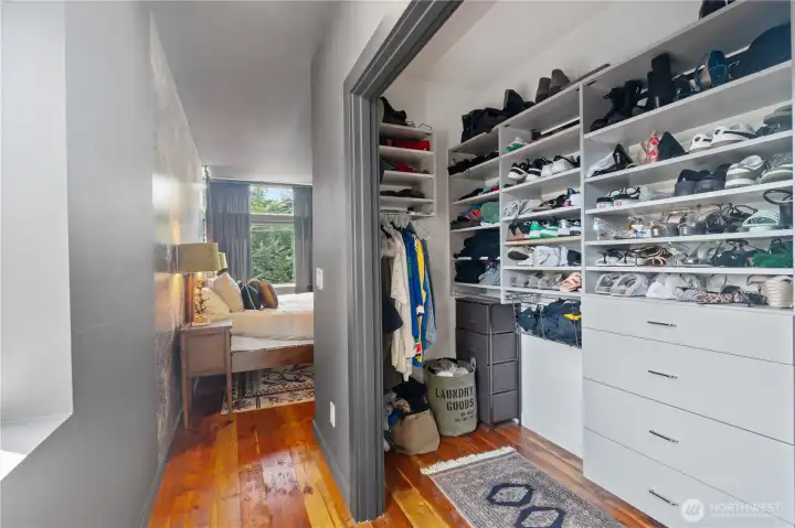 walk in closet